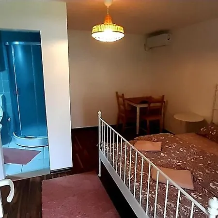 Kır Evi Domacinstvo Cikic *