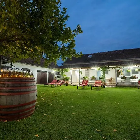 Country house Domacinstvo Cikic *